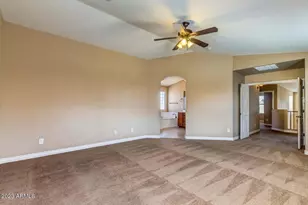 4031 E Casitas Del Rio Dr, Phoenix, AZ 85050 - Photo 14
