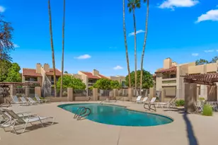 8651 E Royal Palm Rd, Scottsdale, AZ 85258 - Photo 30