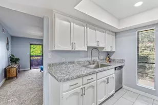 3131 W Cochise Dr, Phoenix, AZ 85051 - Photo 4