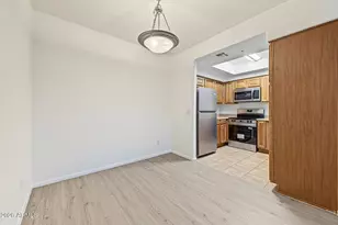 7008 E Gold Dust Ave, Paradise Valley, AZ 85253 - Photo 8