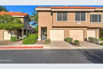 1633 E Lakeside Drive #50, Gilbert, AZ 85234 - Photo 2
