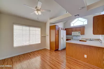 1633 E Lakeside Drive #50, Gilbert, AZ 85234 - Photo 8