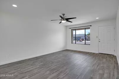 2032 W Obispo Avenue, Mesa, AZ 85202 - Photo 6