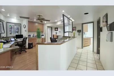 3525 W Calavar Road, Phoenix, AZ 85053 - Photo 2