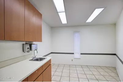 3525 W Calavar Road, Phoenix, AZ 85053 - Photo 4