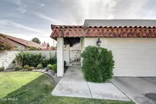 5718 N Scottsdale Rd, Paradise Valley, AZ 85253 - Photo 1
