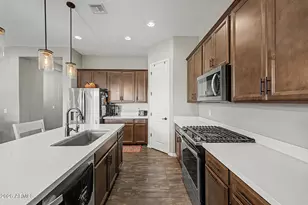 3041 S Soho Ln, Chandler, AZ 85286 - Photo 8
