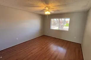 10537 W Coggins Dr, Sun City, AZ 85351 - Photo 8