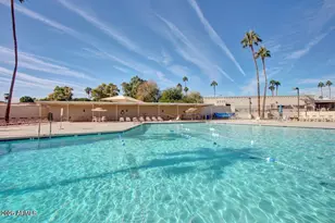 10537 W Coggins Dr, Sun City, AZ 85351 - Photo 18