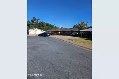 5047 E Cheery Lynn Road, Phoenix, AZ 85018 - Photo 1