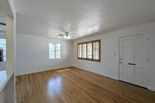 2443 E Earll Dr, Phoenix, AZ 85016 - Photo 12
