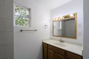 2443 E Earll Dr, Phoenix, AZ 85016 - Photo 32
