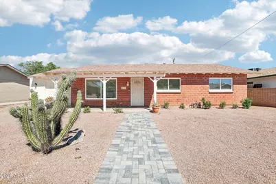 8512 E Edgemont Avenue, Scottsdale, AZ 85257 - Photo 1