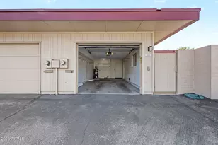 13092 N 100th Ave, Sun City, AZ 85351 - Photo 22