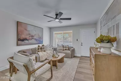 2247 S Emerson Circle, Mesa, AZ 85210 - Photo 4