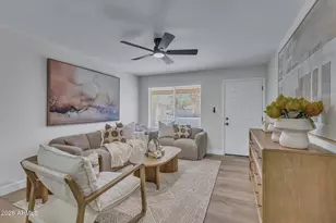 2247 S Emerson Cir, Mesa, AZ 85210 - Photo 4
