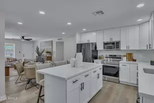 2247 S Emerson Cir, Mesa, AZ 85210 - Photo 10