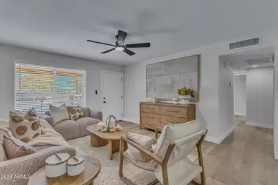 2247 S Emerson Circle, Mesa, AZ 85210 - Photo 6