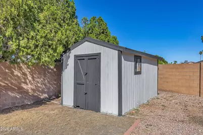 2247 S Emerson Circle, Mesa, AZ 85210 - Photo 30