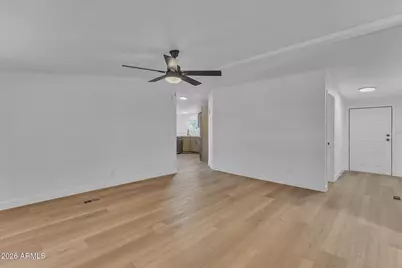 182 E 18th Lane E, Apache Junction, AZ 85119 - Photo 8