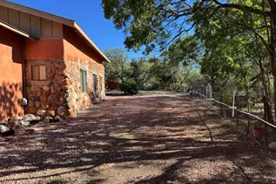 1099 N Willard Rd, Cottonwood, AZ 86326 - Photo 10