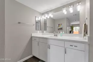 12222 N Paradise Vlg Pkwy S, Phoenix, AZ 85032 - Photo 12