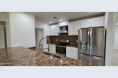 5201 W Royal Palm Road, Glendale, AZ 85302 - Photo 6
