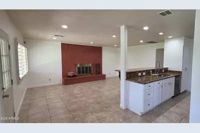 5201 W Royal Palm Road, Glendale, AZ 85302 - Photo 8