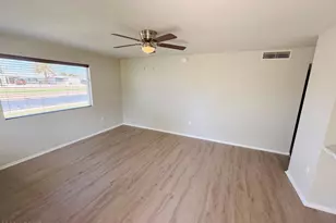 10345 W Peoria Ave, Sun City, AZ 85351 - Photo 4
