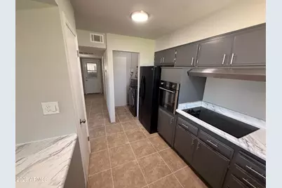 10345 W Peoria Avenue, Sun City, AZ 85351 - Photo 10