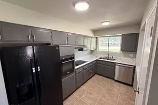 10345 W Peoria Ave, Sun City, AZ 85351 - Photo 8