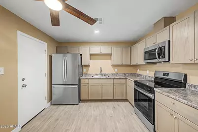 8307 N 29th Avenue, Phoenix, AZ 85051 - Photo 6