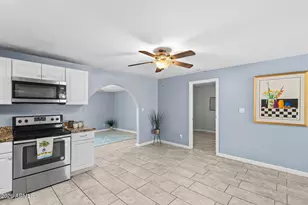 6919 W Cypress St, Phoenix, AZ 85035 - Photo 14