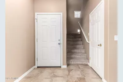 560 E Rainbow Drive, Chandler, AZ 85249 - Photo 6
