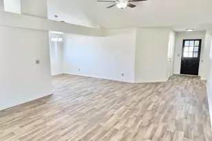 7145 W Sierra Vista Dr, Glendale, AZ 85303 - Photo 10