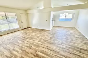 7145 W Sierra Vista Dr, Glendale, AZ 85303 - Photo 8