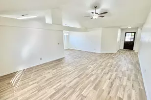 7145 W Sierra Vista Dr, Glendale, AZ 85303 - Photo 2