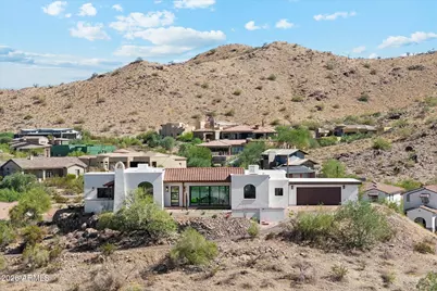 3731 E Fawn Drive, Phoenix, AZ 85042 - Photo 2