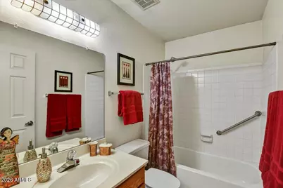 9820 W Kerry Lane, Peoria, AZ 85382 - Photo 12