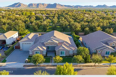 20061 E Cherrywood Court, Queen Creek, AZ 85142 - Photo 2
