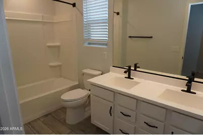 654 E Buckingham Avenue, Gilbert, AZ 85297 - Photo 18