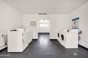 1111 E Turney Ave, Phoenix, AZ 85014 - Photo 22