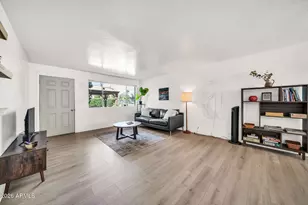 1111 E Turney Ave, Phoenix, AZ 85014 - Photo 2