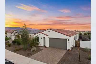 18039 W Amber Ridge Way, Goodyear, AZ 85338 - Photo 2