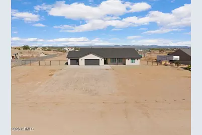23144 W Lone Mountain Road, Wittmann, AZ 85361 - Photo 42