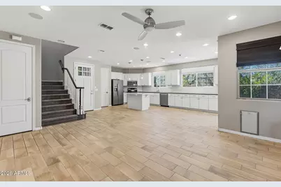 15918 S 11th Way, Phoenix, AZ 85048 - Photo 2