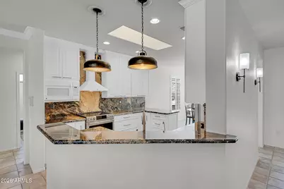 15776 W Silver Breeze Drive, Surprise, AZ 85374 - Photo 8