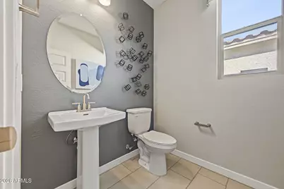 8930 W Vermont Avenue, Glendale, AZ 85305 - Photo 6