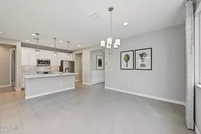 8918 W Vermont Avenue, Glendale, AZ 85305 - Photo 4