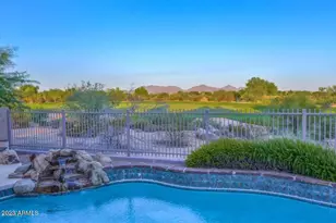 22235 N 51st St, Phoenix, AZ 85054 - Photo 8